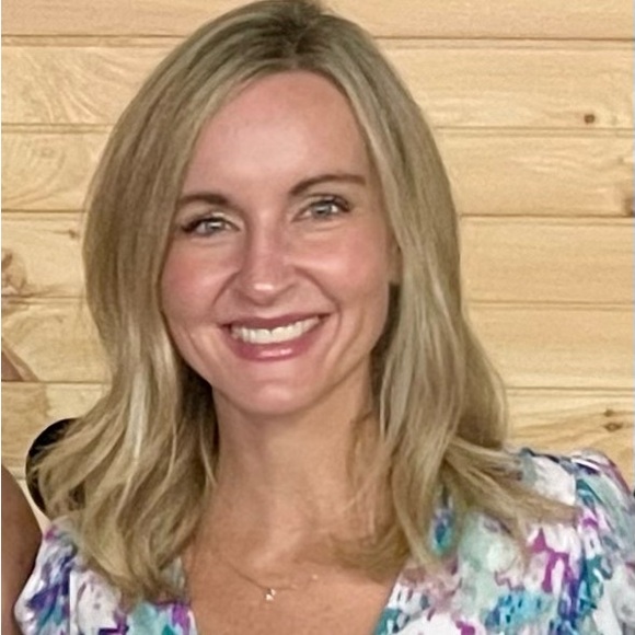 Meet your Posher, Heather - Picture 1 of 1